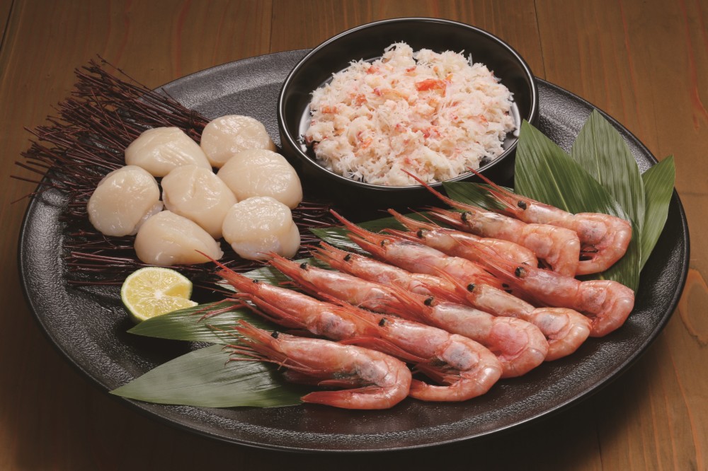 御祝.お返し,引出物,記念品は:北海道直送特別企画 カネコメ田中水産 甘えび・ほたて・おおずわいがにほぐし身セット