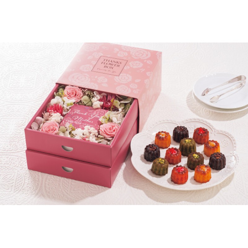 御祝.お返し,引出物,記念品は:【母の日専用】スイーツ＆フラワーＢＯＸ　銀座ミニカヌレ商品のお届け期間：5.6(水)～5.10(日)。5月6日以降のご注文は「遅れてごめんね」対応となります。