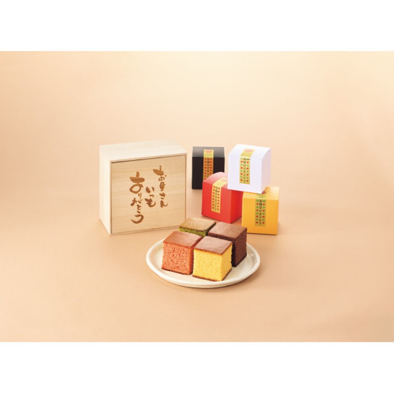 御祝.お返し,引出物,記念品は:【母の日専用】京都　三源庵　お福分けカステラ４個セット桐箱入り商品のお届け期間：5.6(水)～5.10(日)。4月29日以降のご注文は「遅れてごめんね」対応となります。