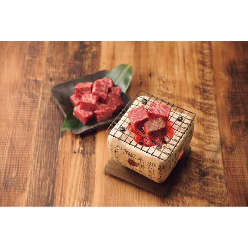 御祝.お返し,引出物,記念品は:【母の日専用】鹿児島県産黒毛和牛モモひとくちステーキ（３００ｇ）商品のお届け期間：5.6(水)～5.10(日)。4月27日以降のご注文は「遅れてごめんね」対応となります。