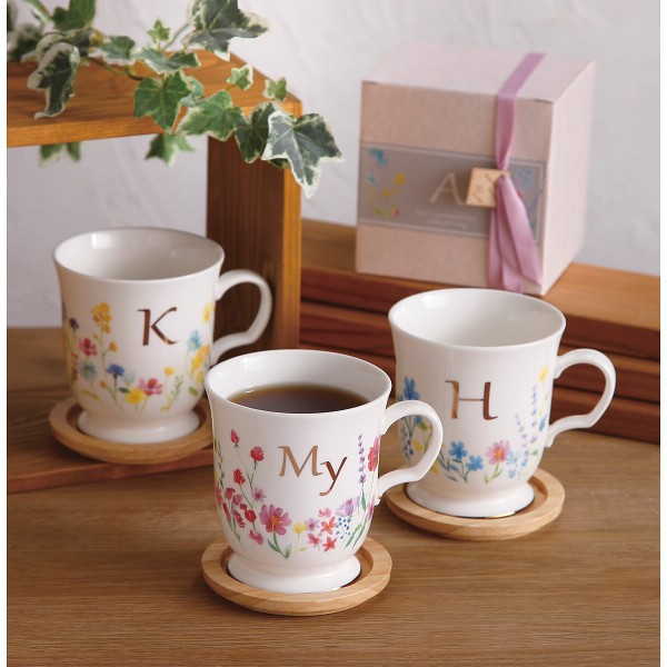 御祝.お返し,引出物,記念品は:パルテール　イニシャルマグ Ａ 112101