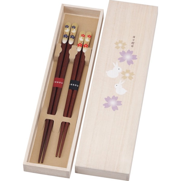 御祝.お返し,引出物,記念品は:吉兆桐箱入　夫婦箸　 楽うさぎ 39289 