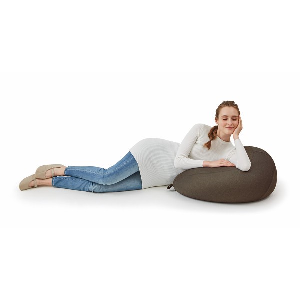 御祝.お返し,引出物,記念品は:ＭＯＧＵ　プレミアムフィットチェア ウッドブラウン 4540323002290