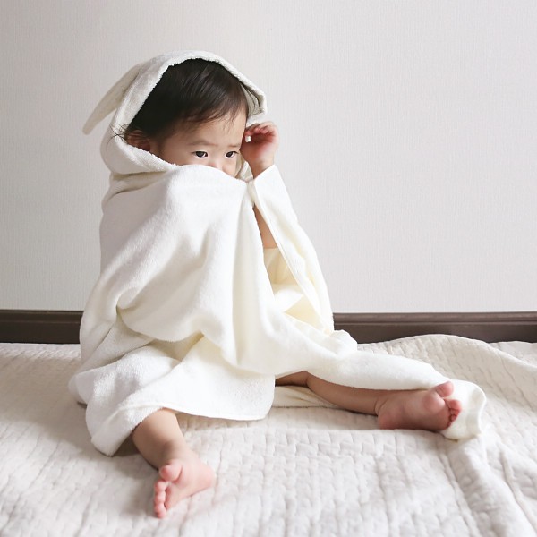 御祝.お返し,引出物,記念品は:ｓａｍｐｏ−さんぽ−　オーガニックバスポンチョ うさぎ 42041