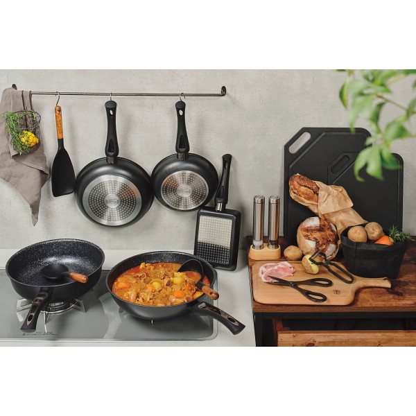 御祝.お返し,引出物,記念品は:ケヴンハウン　ジェットブラック　フライパン（２６ｃｍ） KVJB26