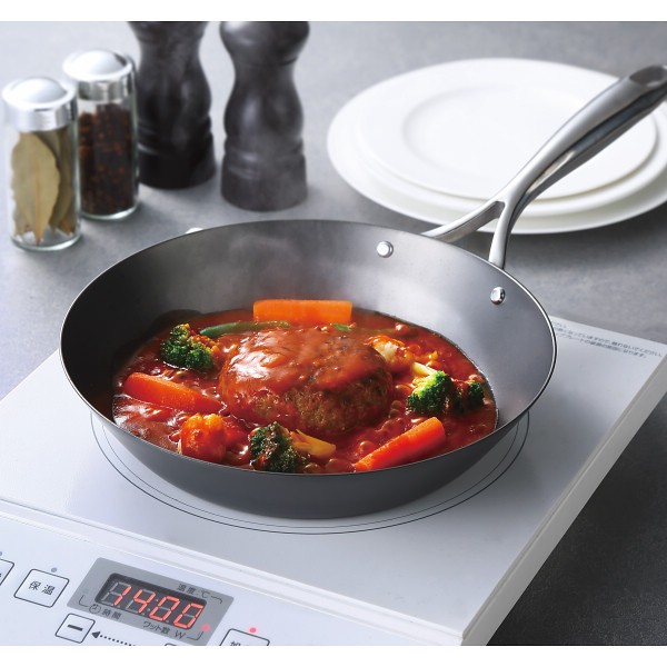 御祝.お返し,引出物,記念品は:窒化加工　鉄フライパン（２４ｃｍ） SDY-002