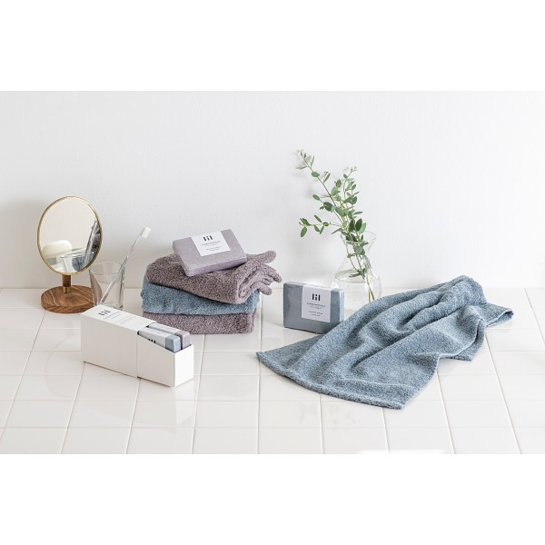 御祝.お返し,引出物,記念品は:リル　水で大きくなる圧縮タオル　フェイスタオル ブルー LIL1075